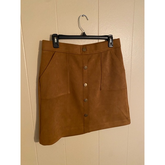 🤎s u e d e High Waist Skirt🤎 - Picture 2 of 3